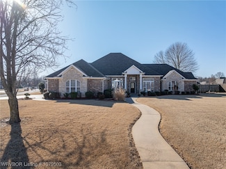 6812 Deerfield Dr, Fort Smith, AR 72916