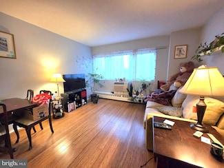 2101 17 Chestnut St Unit 711, Philadelphia, PA 19103