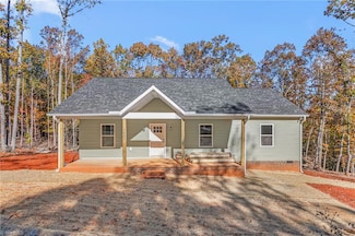 1507 Alta Vista Ln, Graham, NC 27253