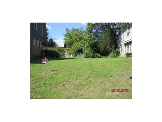 1045 Jefferson Ave, Akron, OH 44302