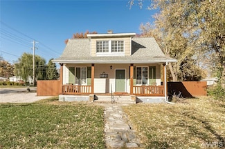 936 Saint Clair St, O Fallon, IL 62269