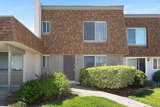 217 Festival Dr, Oceanside, CA 92057