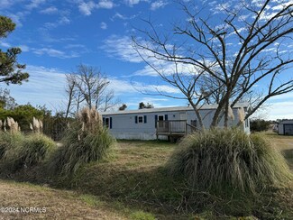 260 Firetower Rd, Beaufort, NC 28516