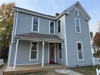 308 16th St, Lexington, MO 64067