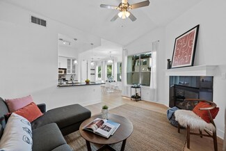 2216 Thornton Rd Unit 221, Austin, TX 78704