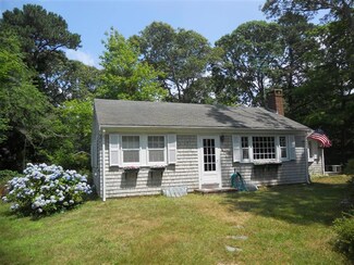 25 Silver Beach Ave, North Falmouth, MA 02556