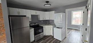 194 Chambers St, Newburgh, NY 12550