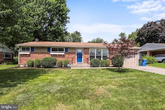 2453 Brookside Ln, York, PA 17402