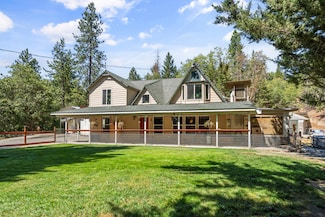 836 Sleepy Hollow Loop, Grants Pass, OR 97527