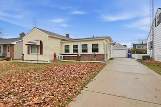 7615 37th Ave, Kenosha, WI 53142