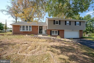 1249 Lynn Dr, Pottstown, PA 19464