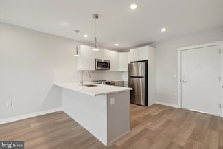 3449 Scotts Ln Unit B416, Philadelphia, PA 19129