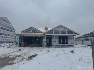 1438 Camden Ln, Xenia, OH 45385