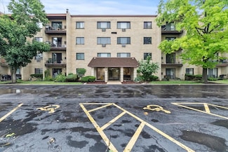 7221 Wolf Rd Unit 405B, Indian Head Park, IL 60525