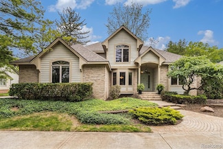 6512 White Lake Rd, Clarkston, MI 48346