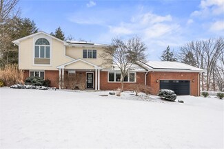 3211 Forest Ln, Murrysville, PA 15668