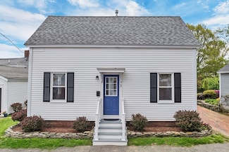 3 Madison St Unit 1, Newburyport, MA 01950