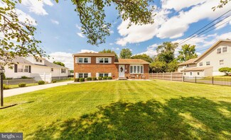 1115 Walnut Ave, Woodbury Heights, NJ 08097