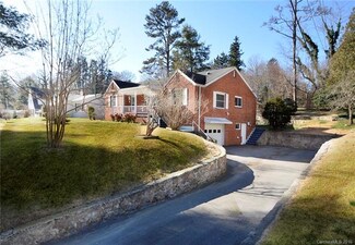 76 Midland Dr, Asheville, NC 28804