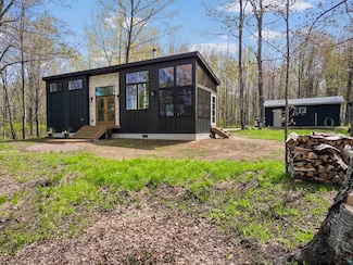 2270 N Shore Rd, La Pointe, WI 54850