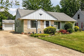3139 Kay Ave, Lorain, OH 44052