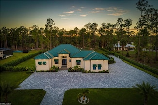 1347 23rd St SW, Naples, FL 34117