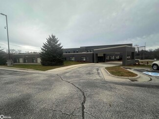 110 Rocksylvania Ave, Iowa Falls, IA 50126