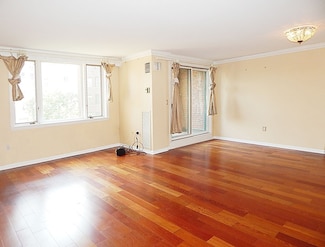 10 Rogers St Unit 304, Cambridge, MA 02142