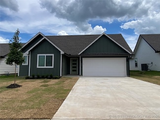 3901 E Montpelier St, Broken Arrow, OK 74014
