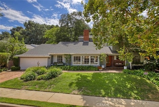 3847 Royal Woods Dr, Sherman Oaks, CA 91403