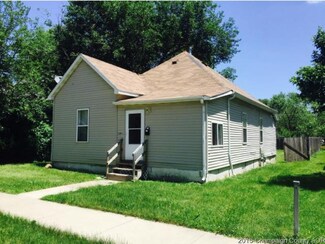 1310 1/2 N Champaign St, Champaign, IL 61820