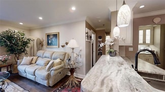 300 Johnson Ferry Rd NE Unit A403, Atlanta, GA 30328