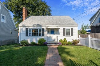 70 Sachem St, Quincy, MA 02170