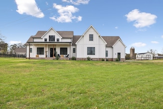 1923 Hicks Ln, Columbia, TN 38401