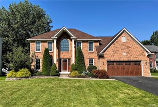 122 Landings Dr, Buffalo, NY 14228