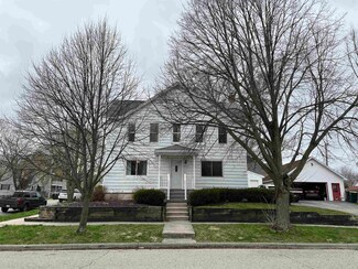 819 2nd St, New Glarus, WI 53574