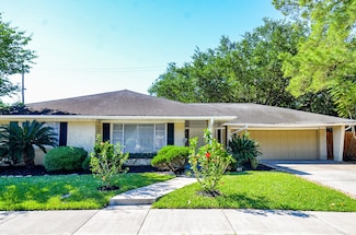 3023 Prescott St, Houston, TX 77025
