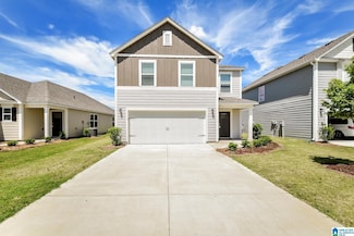 960 Hawthorn Ln, Odenville, AL 35120