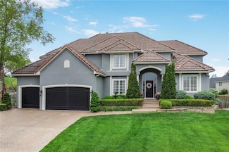 4104 NE Edmonson Cir, Lees Summit, MO 64064