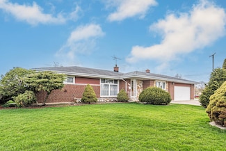 8001 W Giddings St, Norridge, IL 60706