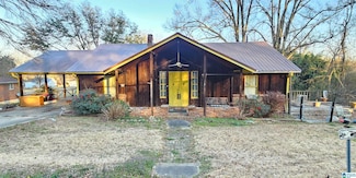525 Crumley Chapel Rd, Birmingham, AL 35214