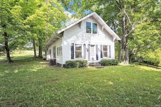 377 Fayetteville Coxton Rd, Williams, IN 47470
