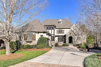 1355 Wyndmere Hills Ln, Matthews, NC 28105