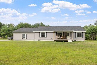 5 Woodlands Way, New Hampton, NH 03256
