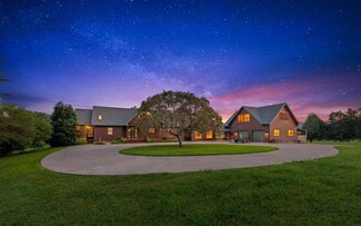 215 Bailey Farm Ln, Mineral Bluff, GA 30559