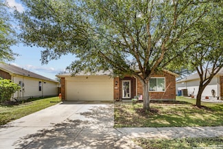 5544 Columbia Dr, Cibolo, TX 78108