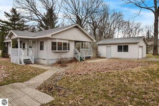 260 Anthony St, Fife Lake, MI 49633