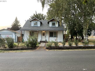 587 N Madison St, Lafayette, OR 97127