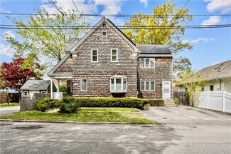 207 Lafayette St, Pawtucket, RI 02860