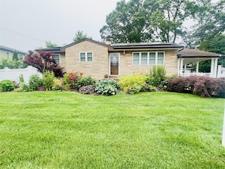 51 Sammis Ave, Deer Park, NY 11729